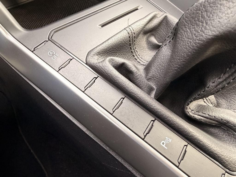 Acheter Volkswagen Taigo Taigo 1.0 TSI 110 BVM6 Life Business 5p occasion dans les concessions du Groupe Faurie