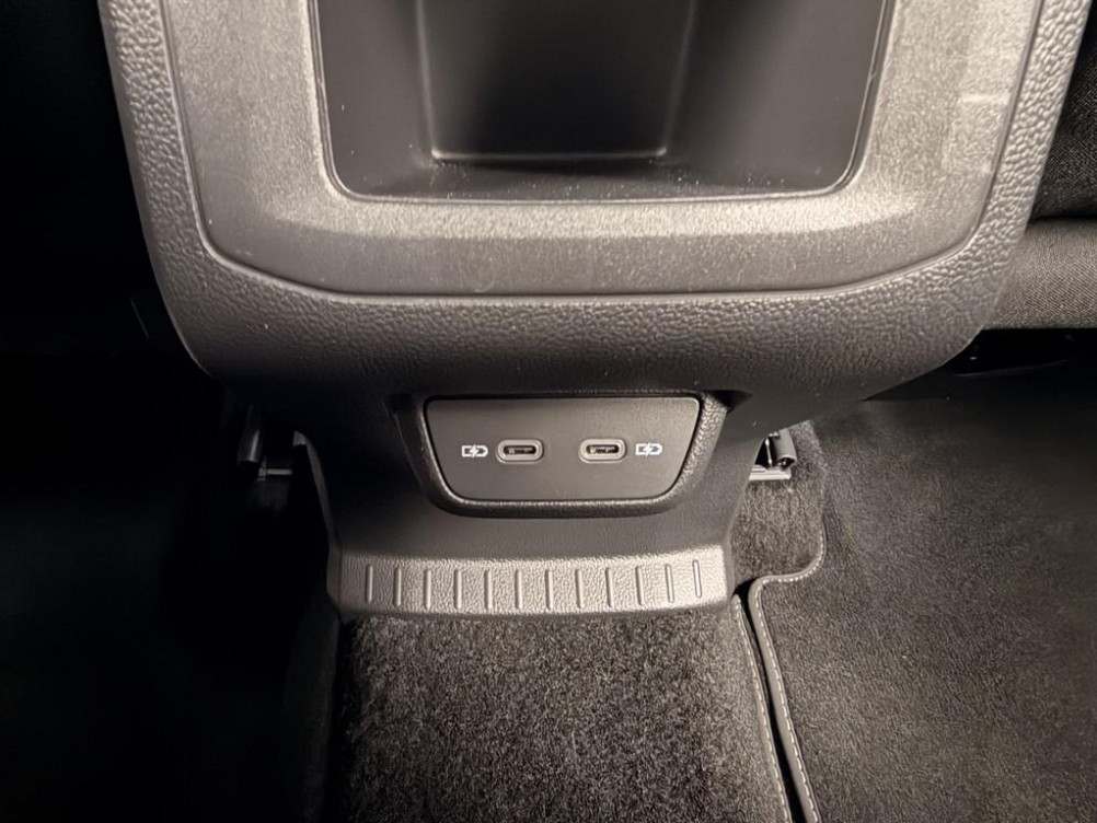 Acheter Volkswagen T-Cross T-Cross 1.0 TSI 116 Start/Stop DSG7 R-Line Edition 5p occasion dans les concessions du Groupe Faurie