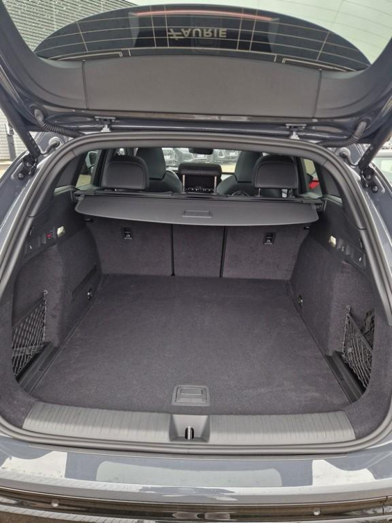 Acheter Audi Q6 E-TRON Q6 e-tron 306 ch 100 kWh performance S line 5p neuf dans les concessions du Groupe Faurie