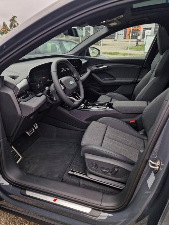 Acheter Audi Q6 E-TRON Q6 e-tron 306 ch 100 kWh performance S line 5p neuf dans les concessions du Groupe Faurie