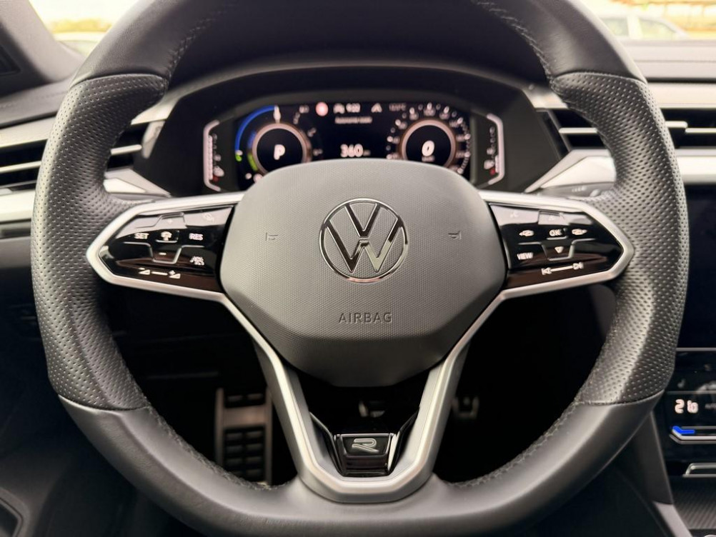Acheter Volkswagen Arteon Arteon 1.4 eHybrid Rechargeable OPF 218 DSG6 R-Line 5p occasion dans les concessions du Groupe Faurie