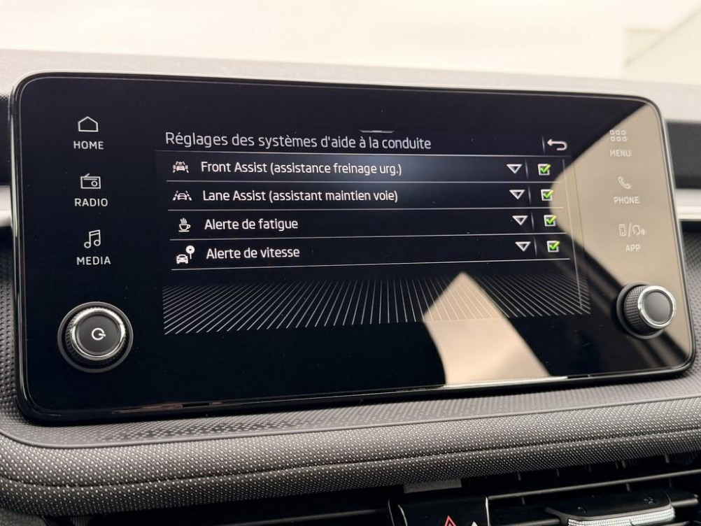 Acheter Skoda Fabia Fabia 1.0 TSI 95 ch EVO 2 BVM5 Selection 5p occasion dans les concessions du Groupe Faurie