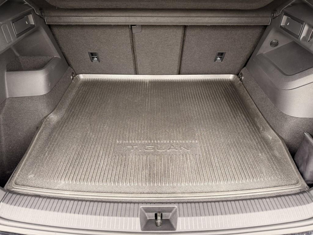 Acheter Volkswagen Tiguan Tiguan 1.5 eTSI 150ch DSG7 R-Line 5p occasion dans les concessions du Groupe Faurie