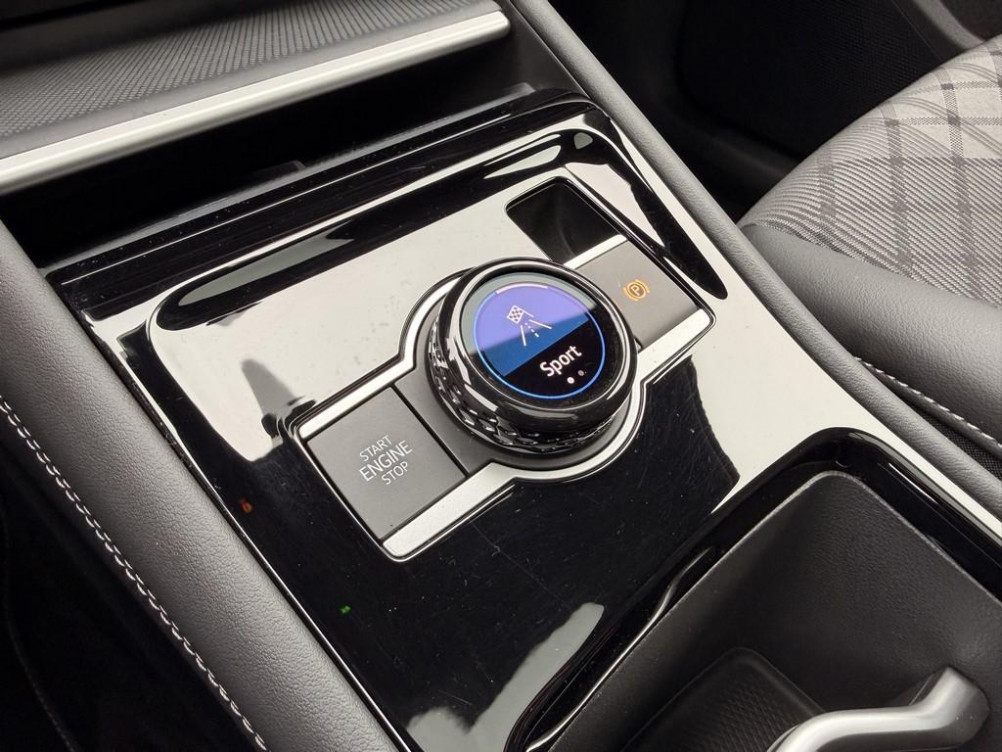 Acheter Volkswagen Tiguan Tiguan 1.5 eTSI 150ch DSG7 R-Line 5p occasion dans les concessions du Groupe Faurie