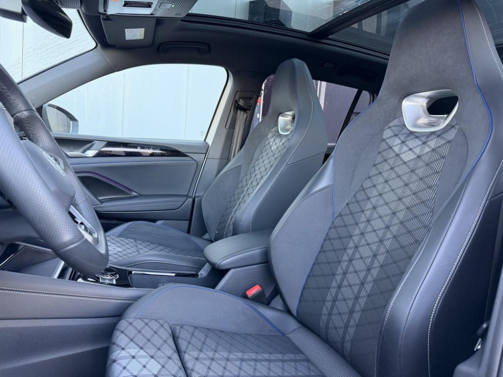 Acheter Volkswagen Tiguan Tiguan 1.5 eHybrid 204ch DSG6 R-Line Edition 5p occasion dans les concessions du Groupe Faurie