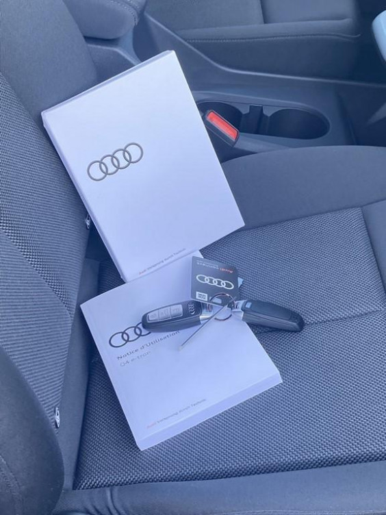 Acheter Audi Q4 Q4 e-tron 45 285 ch 82 kWh Design 5p occasion dans les concessions du Groupe Faurie