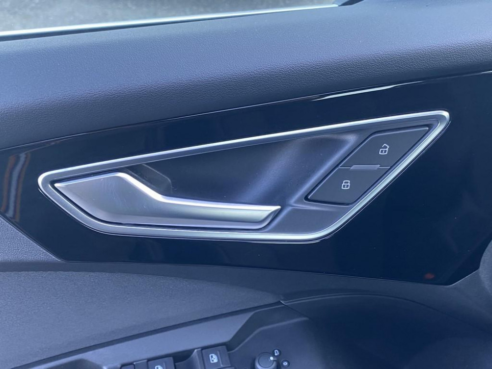 Acheter Audi Q4 Q4 e-tron 45 285 ch 82 kWh Design 5p occasion dans les concessions du Groupe Faurie