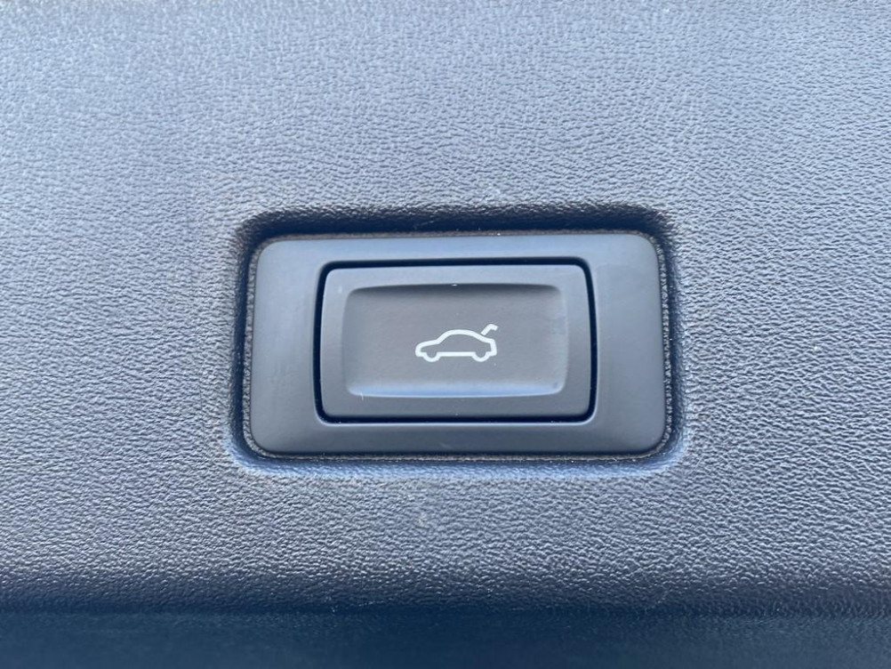 Acheter Audi Q4 Q4 e-tron 45 285 ch 82 kWh Design 5p occasion dans les concessions du Groupe Faurie