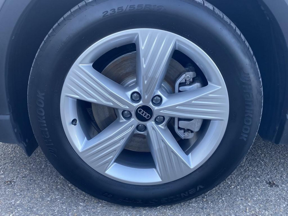 Acheter Audi Q4 Q4 e-tron 45 285 ch 82 kWh Design 5p occasion dans les concessions du Groupe Faurie