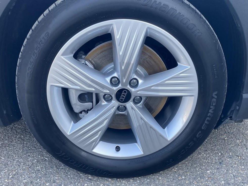 Acheter Audi Q4 Q4 e-tron 45 285 ch 82 kWh Design 5p occasion dans les concessions du Groupe Faurie