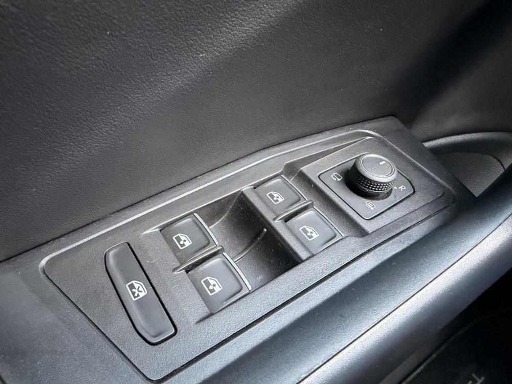 Acheter Volkswagen T-Roc T-Roc 2.0 TDI 150 Start/Stop DSG7 R-Line 5p occasion dans les concessions du Groupe Faurie