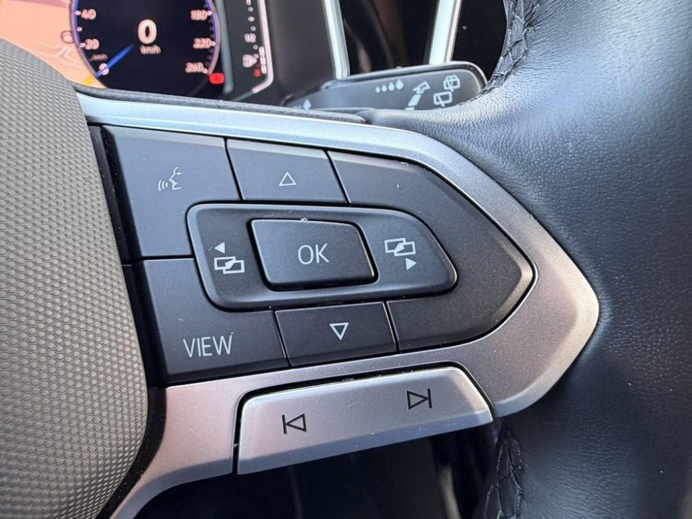 Acheter Volkswagen T-Roc T-Roc 2.0 TDI 150 Start/Stop DSG7 R-Line 5p occasion dans les concessions du Groupe Faurie