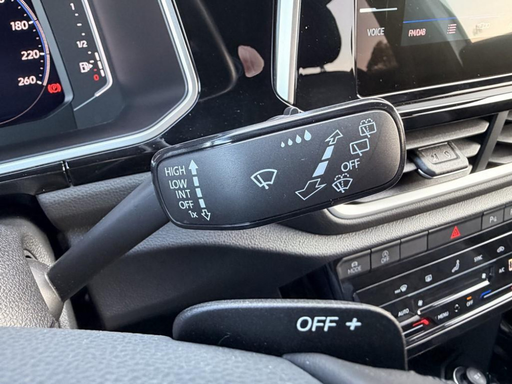 Acheter Volkswagen T-Roc T-Roc 2.0 TDI 150 Start/Stop DSG7 R-Line 5p occasion dans les concessions du Groupe Faurie