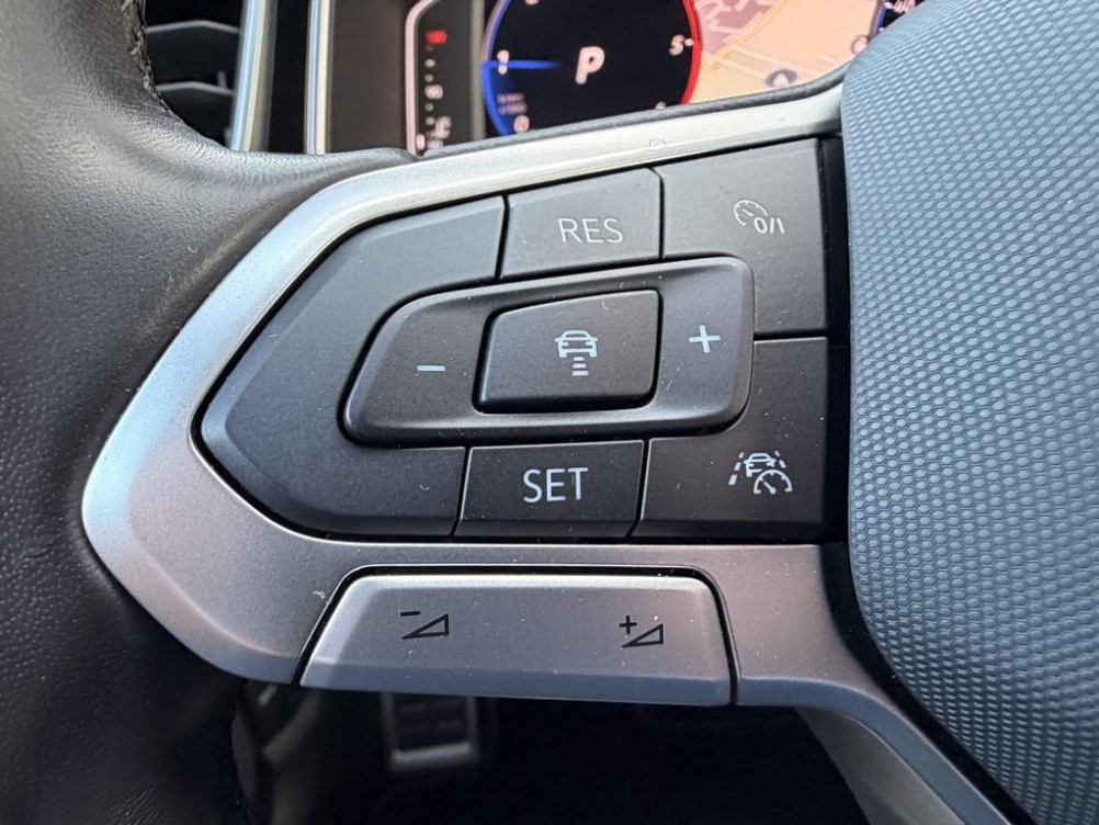 Acheter Volkswagen T-Roc T-Roc 2.0 TDI 150 Start/Stop DSG7 R-Line 5p occasion dans les concessions du Groupe Faurie
