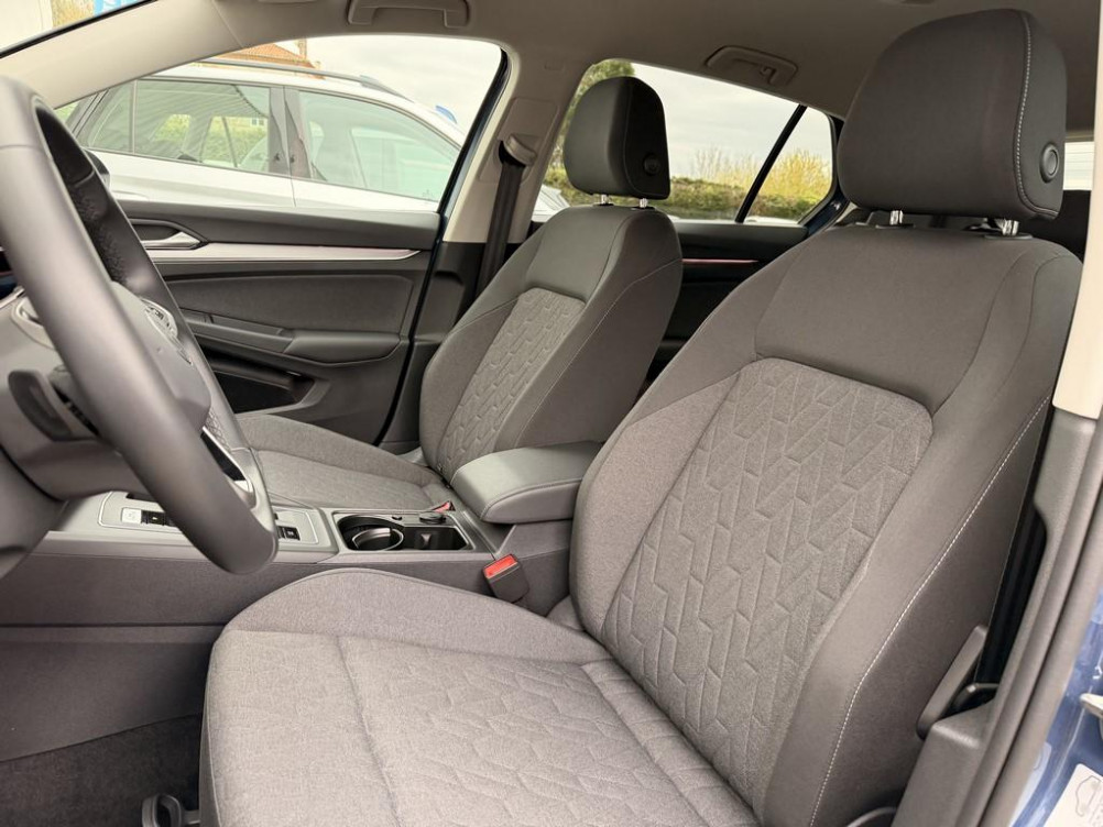 Acheter Volkswagen Golf Golf 1.5 eHybrid 204 DSG6 Life Plus 5p occasion dans les concessions du Groupe Faurie