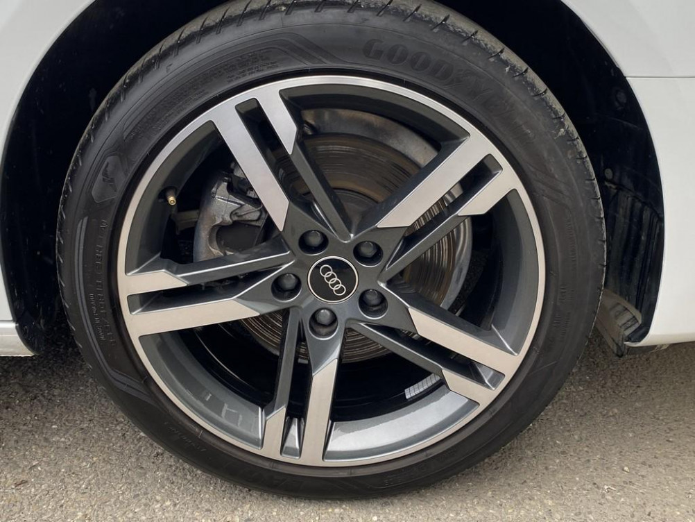 Acheter Audi A4 A4 35 TFSI 150 S tronic 7 Avus 4p occasion dans les concessions du Groupe Faurie