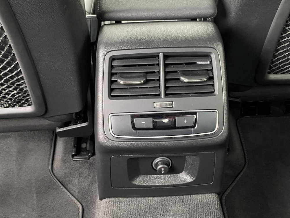 Acheter Audi A4 A4 35 TFSI 150 S tronic 7 Avus 4p occasion dans les concessions du Groupe Faurie