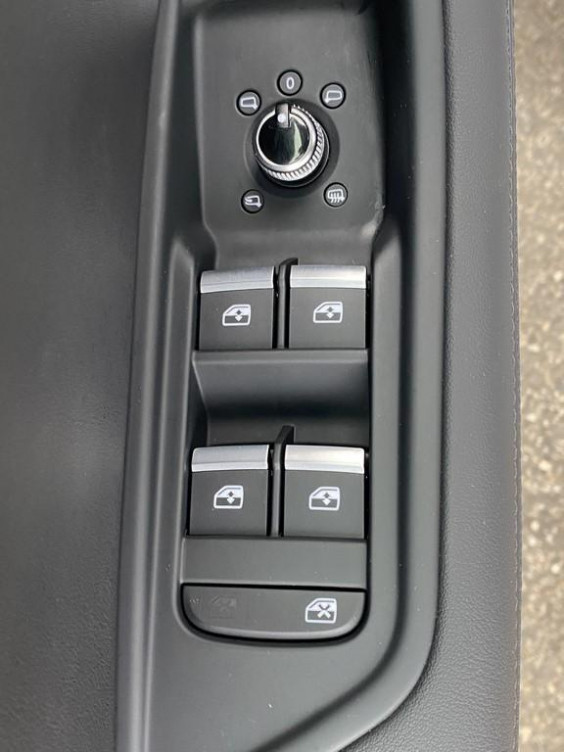 Acheter Audi A4 A4 35 TFSI 150 S tronic 7 Avus 4p occasion dans les concessions du Groupe Faurie