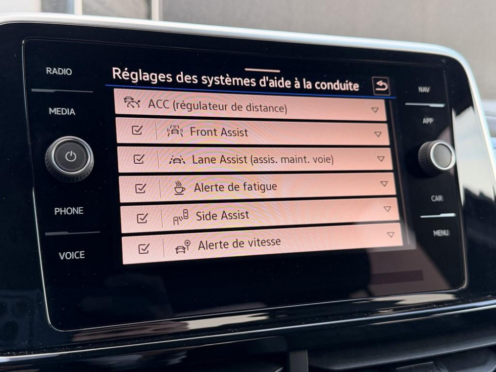 Acheter Volkswagen T-Roc T-Roc 1.5 TSI EVO2 150 Start/Stop DSG7 R-Line Edition 5p occasion dans les concessions du Groupe Faurie