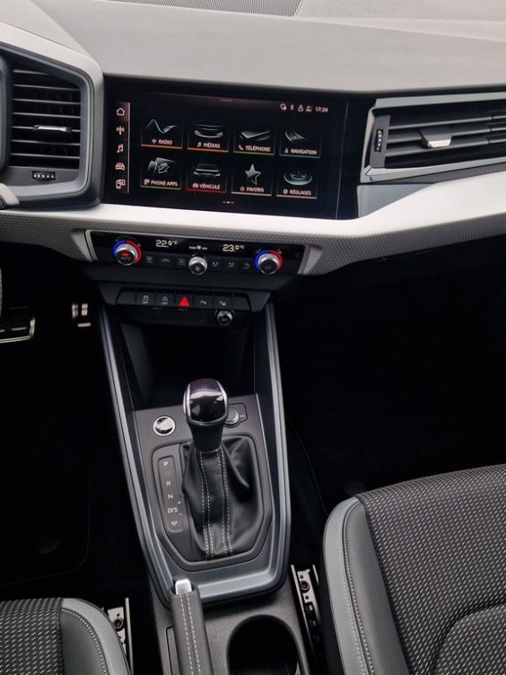 Acheter Audi A1 Sportback A1 Sportback 35 TFSI 150 ch S tronic 7 S Line 5p neuf dans les concessions du Groupe Faurie