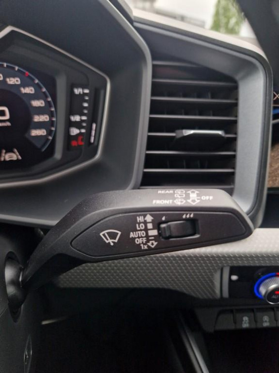 Acheter Audi A1 Sportback A1 Sportback 35 TFSI 150 ch S tronic 7 S Line 5p neuf dans les concessions du Groupe Faurie