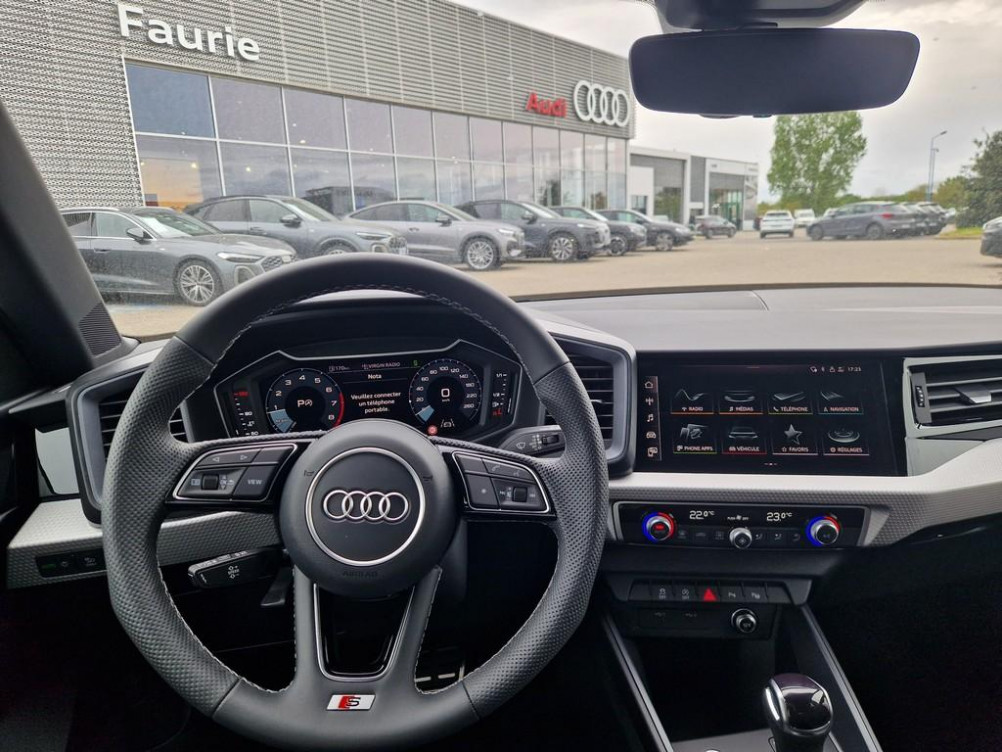 Acheter Audi A1 Sportback A1 Sportback 35 TFSI 150 ch S tronic 7 S Line 5p neuf dans les concessions du Groupe Faurie