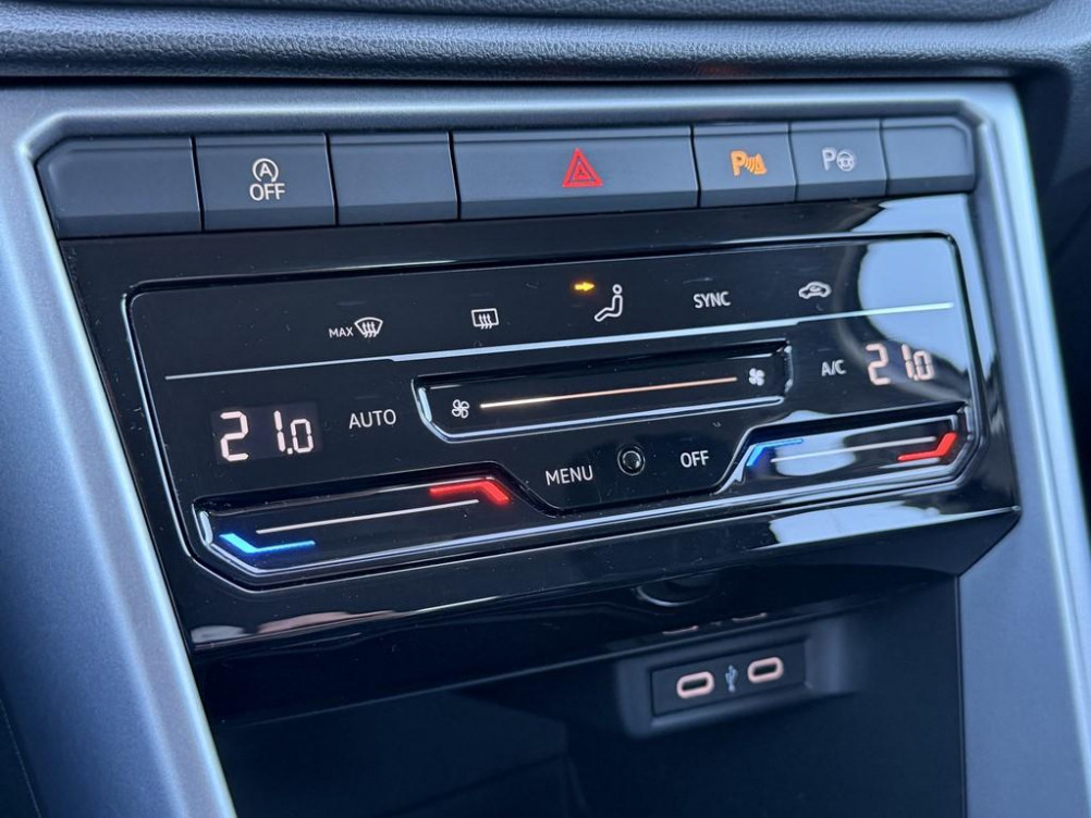 Acheter Volkswagen T-Roc T-Roc 1.0 TSI 110 Start/Stop BVM6 Life 5p occasion dans les concessions du Groupe Faurie