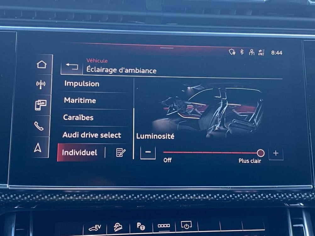 Acheter Audi Q8 Q8 60 TFSI e 462 Tiptronic 8 Quattro Compétition 5p occasion dans les concessions du Groupe Faurie