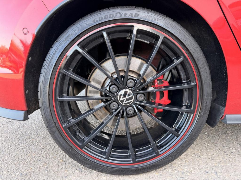 Acheter Volkswagen Golf Golf 2.0 TSI 300 DSG7 GTI Clubsport 45 5p occasion dans les concessions du Groupe Faurie