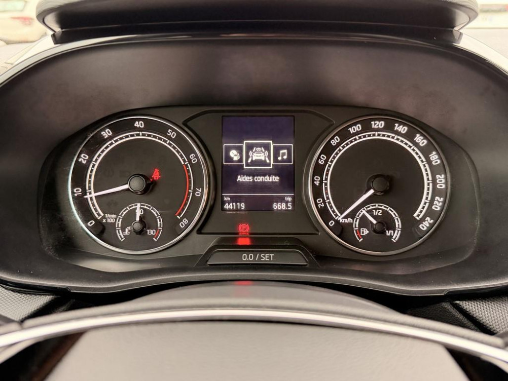 Acheter Skoda Fabia Fabia 1.0 MPI 80 ch BVM5 Ambition 5p occasion dans les concessions du Groupe Faurie