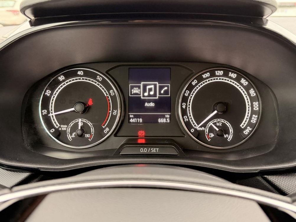 Acheter Skoda Fabia Fabia 1.0 MPI 80 ch BVM5 Ambition 5p occasion dans les concessions du Groupe Faurie