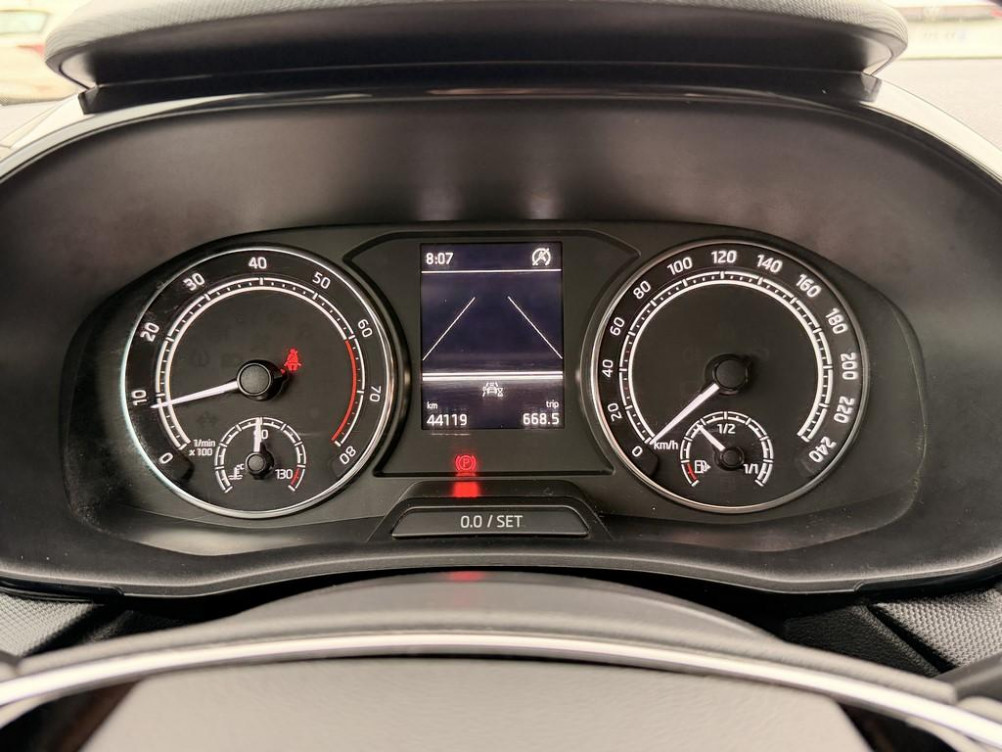 Acheter Skoda Fabia Fabia 1.0 MPI 80 ch BVM5 Ambition 5p occasion dans les concessions du Groupe Faurie