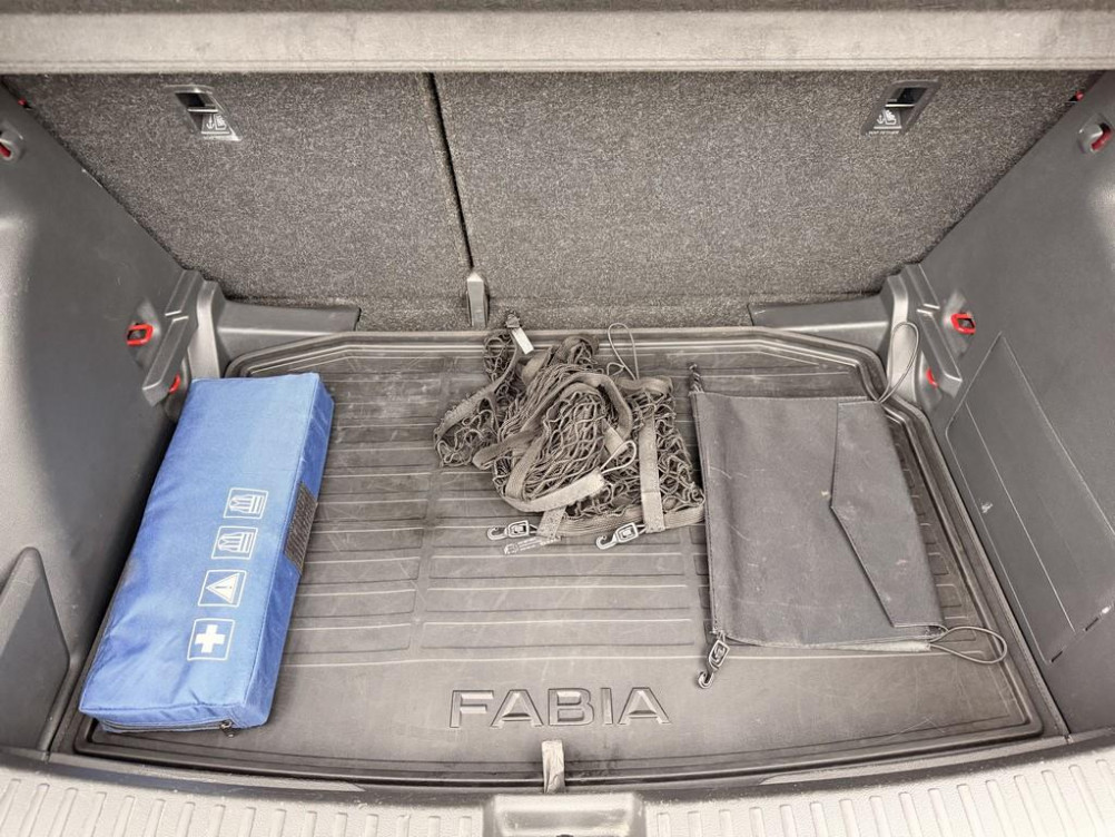 Acheter Skoda Fabia Fabia 1.0 MPI 80 ch BVM5 Ambition 5p occasion dans les concessions du Groupe Faurie