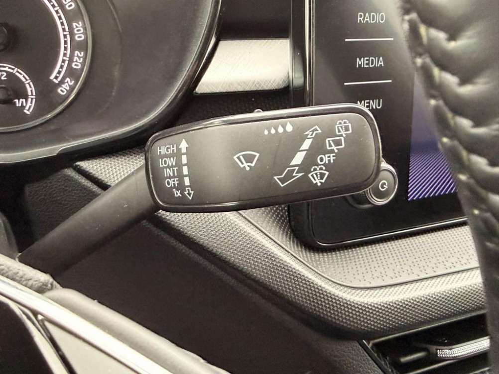 Acheter Skoda Fabia Fabia 1.0 MPI 80 ch BVM5 Ambition 5p occasion dans les concessions du Groupe Faurie