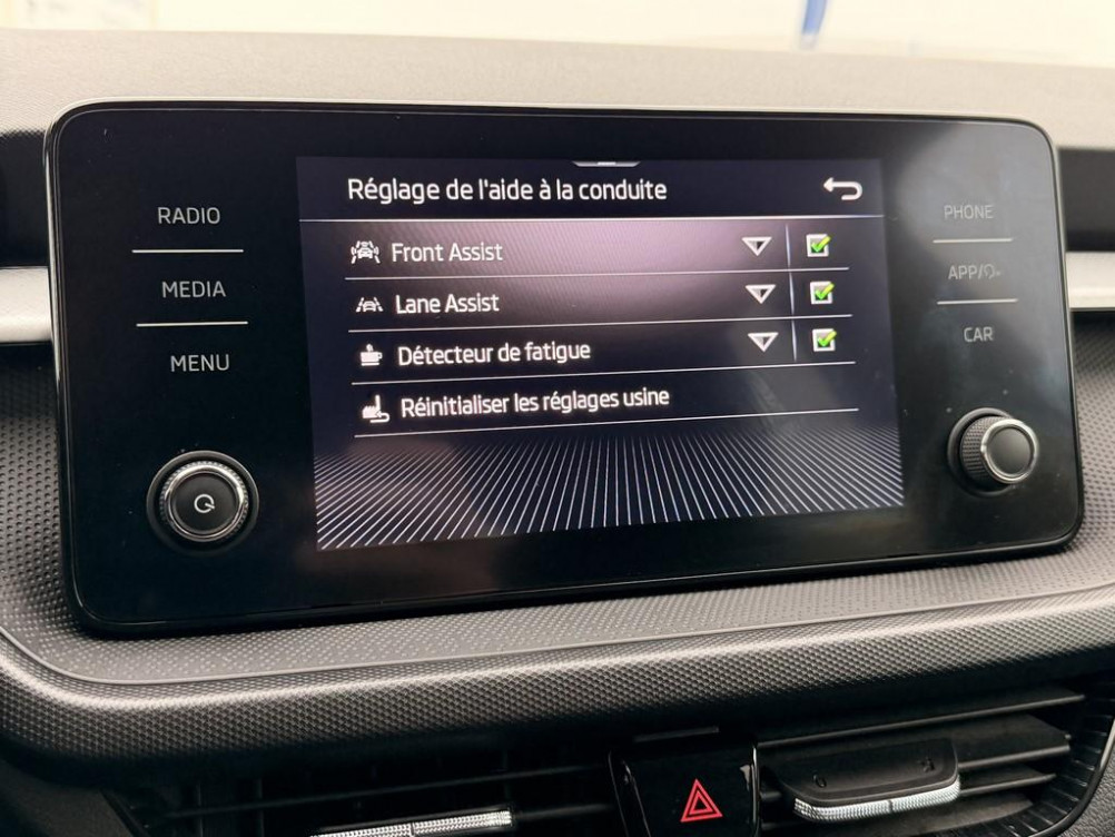 Acheter Skoda Fabia Fabia 1.0 MPI 80 ch BVM5 Ambition 5p occasion dans les concessions du Groupe Faurie