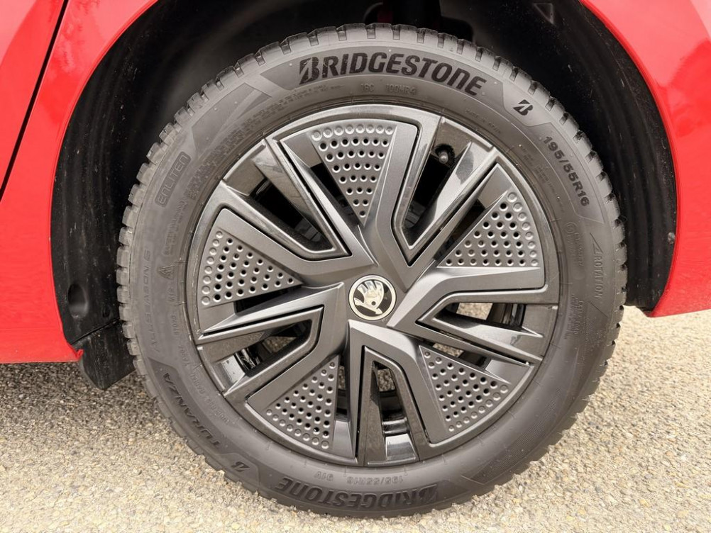 Acheter Skoda Fabia Fabia 1.0 MPI 80 ch BVM5 Ambition 5p occasion dans les concessions du Groupe Faurie