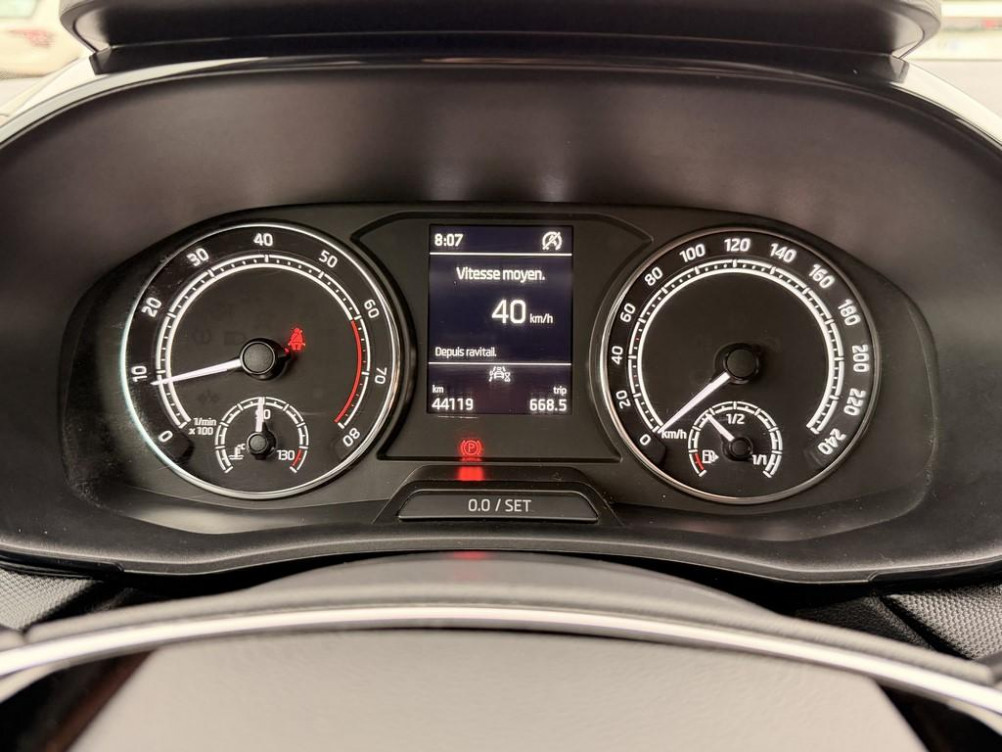 Acheter Skoda Fabia Fabia 1.0 MPI 80 ch BVM5 Ambition 5p occasion dans les concessions du Groupe Faurie