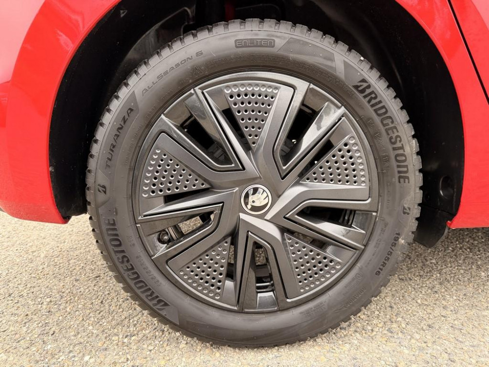 Acheter Skoda Fabia Fabia 1.0 MPI 80 ch BVM5 Ambition 5p occasion dans les concessions du Groupe Faurie