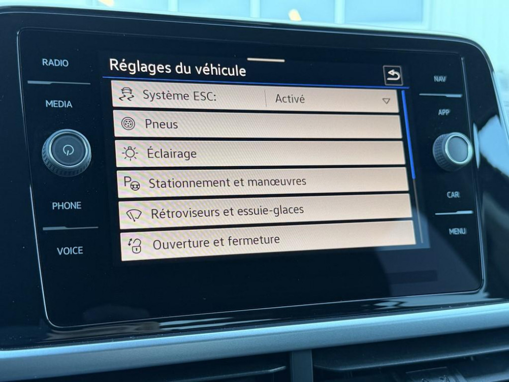 Acheter Volkswagen T-Roc T-Roc 1.5 TSI EVO2 150 Start/Stop DSG7 VW Edition 5p occasion dans les concessions du Groupe Faurie