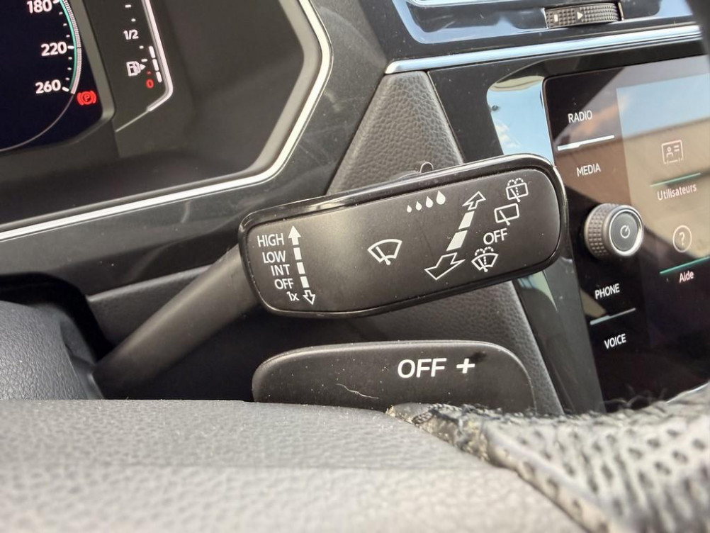 Acheter Volkswagen Tiguan Tiguan 2.0 TDI 150ch DSG7 R-Line 5p occasion dans les concessions du Groupe Faurie