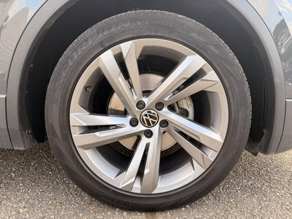 Acheter Volkswagen Tiguan Tiguan 2.0 TDI 150ch DSG7 R-Line 5p occasion dans les concessions du Groupe Faurie