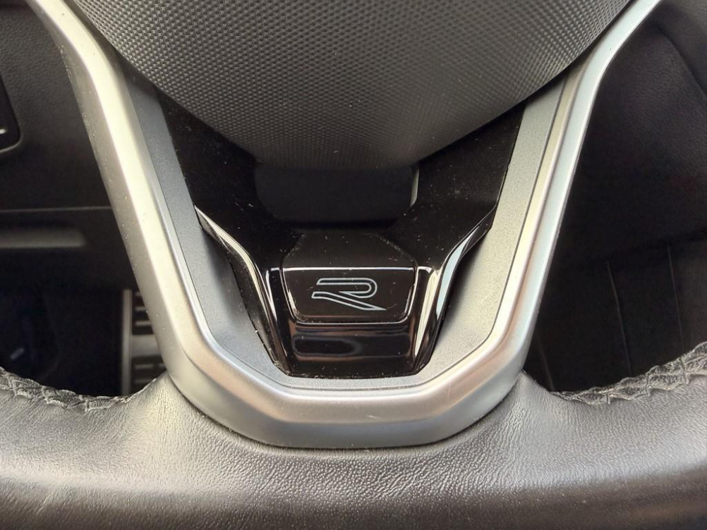 Acheter Volkswagen Tiguan Tiguan 2.0 TDI 150ch DSG7 R-Line 5p occasion dans les concessions du Groupe Faurie