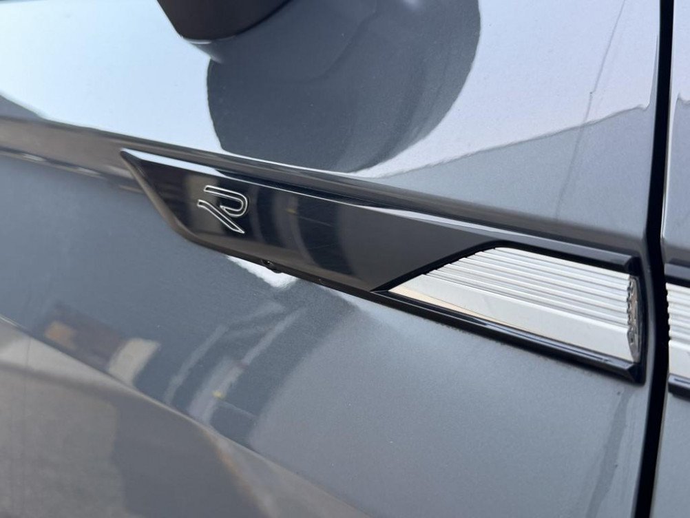 Acheter Volkswagen Tiguan Tiguan 2.0 TDI 150ch DSG7 R-Line 5p occasion dans les concessions du Groupe Faurie