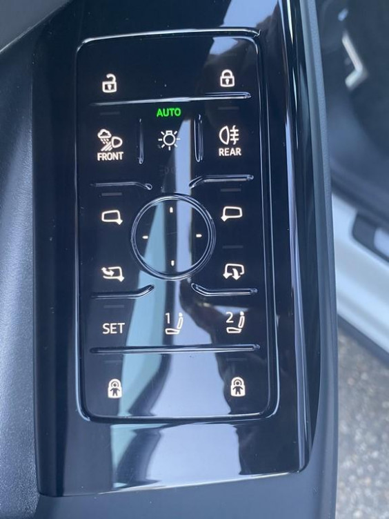 Acheter Audi Q6 E-TRON Q6 e-tron 306 ch 100 kWh performance S line 5p occasion dans les concessions du Groupe Faurie