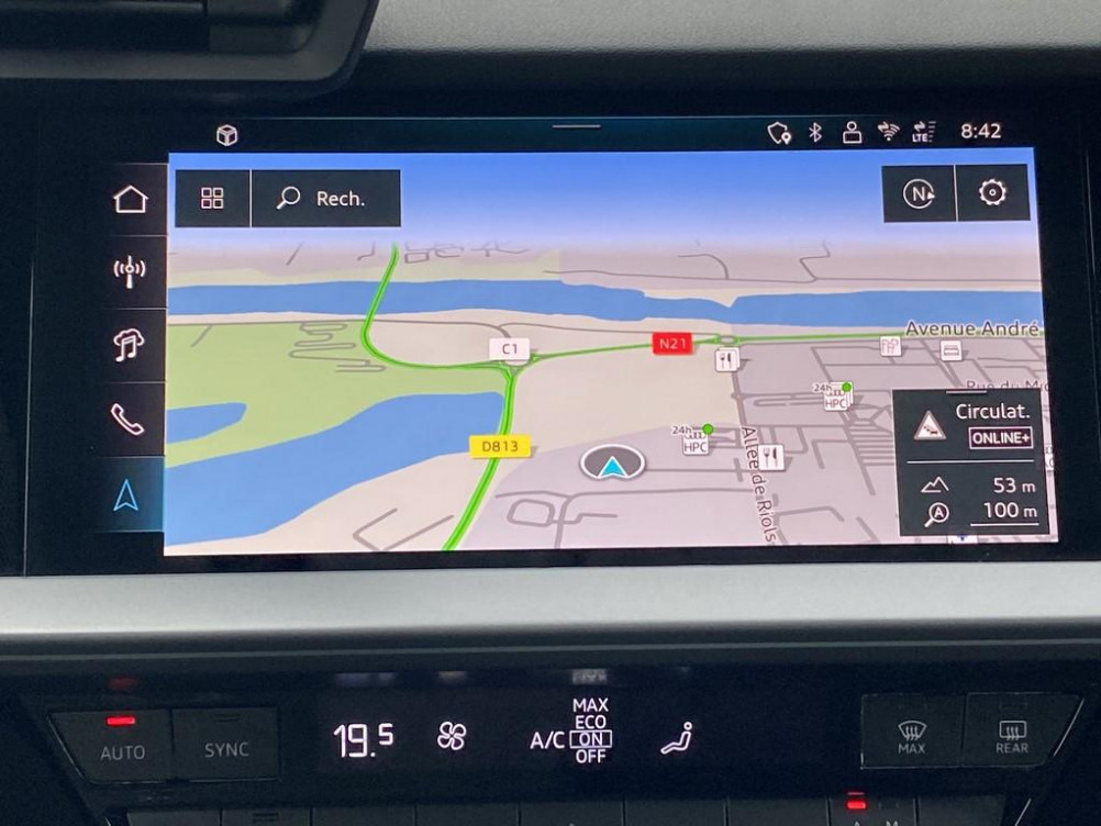 Acheter Audi A3 Sportback A3 Sportback TFSI e Hybride rechargeable 272 S tronic 6 S line 5p occasion dans les concessions du Groupe Faurie