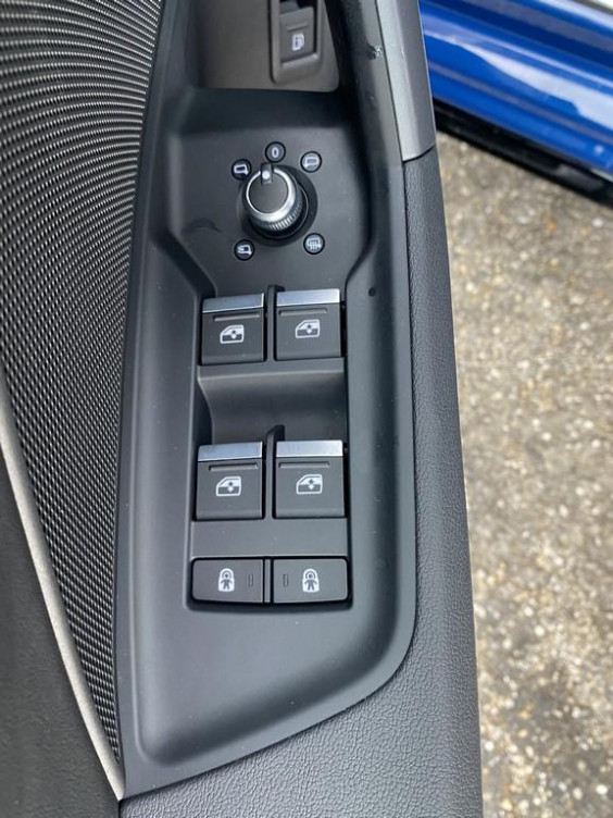 Acheter Audi A3 Sportback A3 Sportback TFSI e Hybride rechargeable 272 S tronic 6 S line 5p occasion dans les concessions du Groupe Faurie