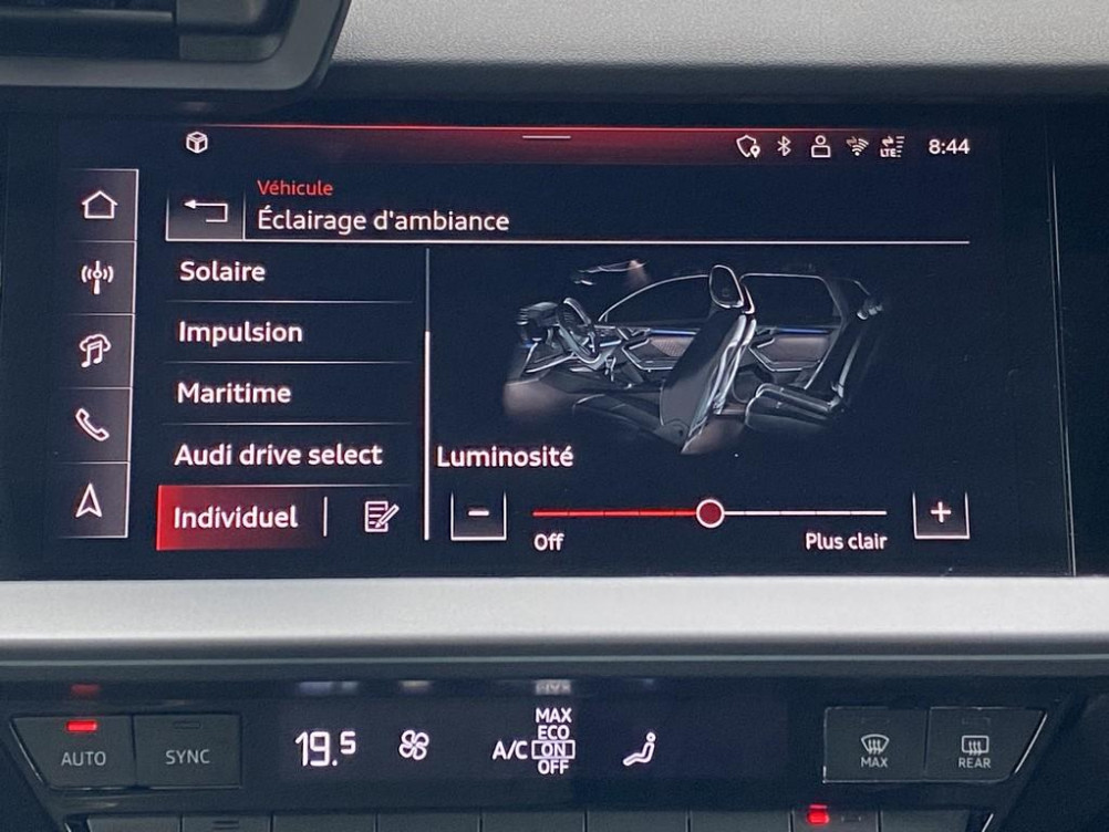 Acheter Audi A3 Sportback A3 Sportback TFSI e Hybride rechargeable 272 S tronic 6 S line 5p occasion dans les concessions du Groupe Faurie