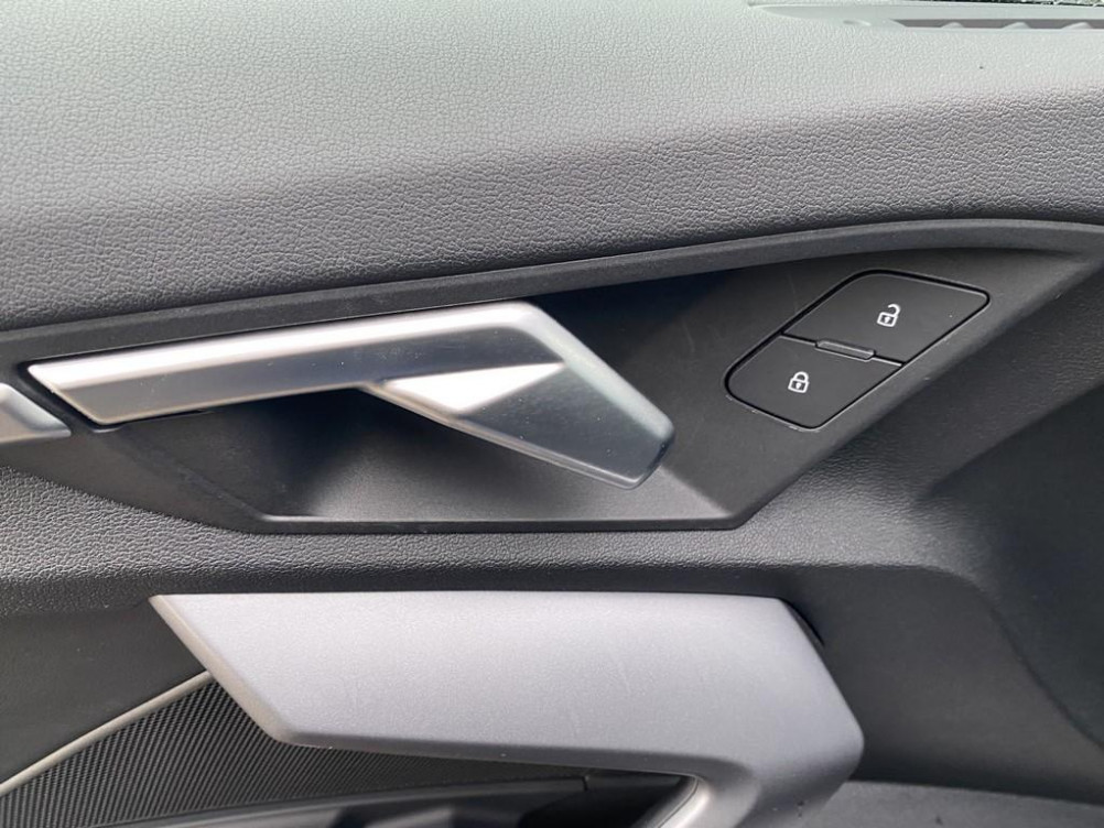 Acheter Audi A3 Sportback A3 Sportback TFSI e Hybride rechargeable 272 S tronic 6 S line 5p occasion dans les concessions du Groupe Faurie