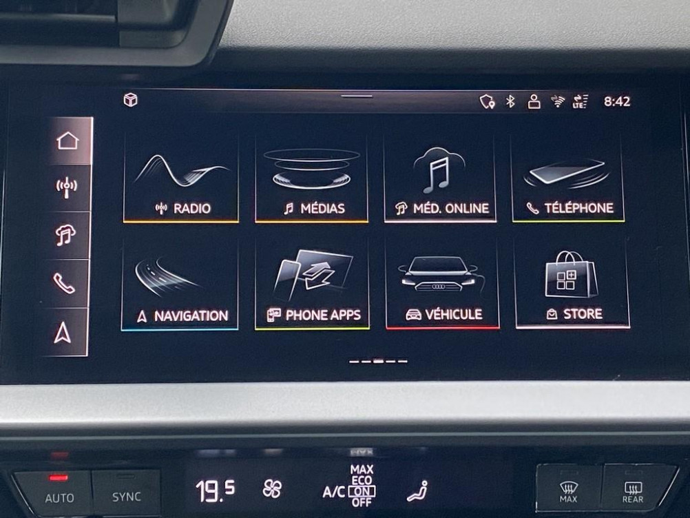 Acheter Audi A3 Sportback A3 Sportback TFSI e Hybride rechargeable 272 S tronic 6 S line 5p occasion dans les concessions du Groupe Faurie