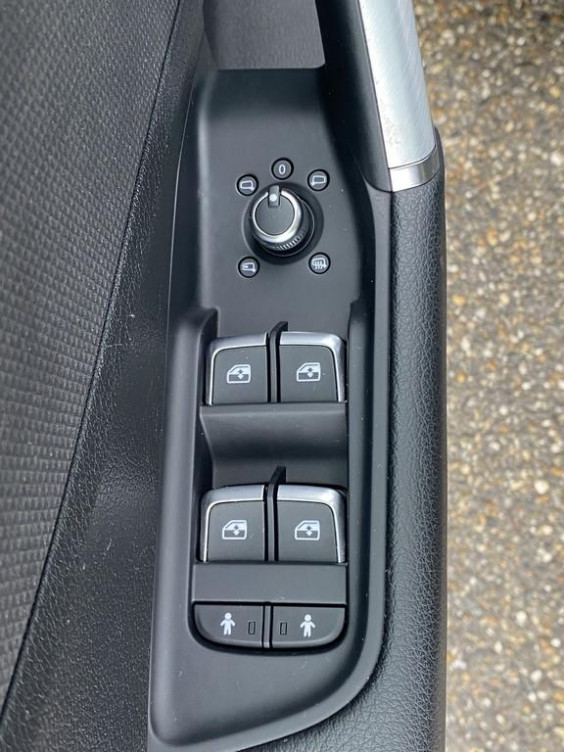 Acheter Audi Q2 Q2 35 TFSI 150 S tronic 7 S line 5p occasion dans les concessions du Groupe Faurie